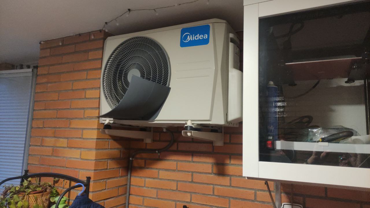 Archivo STL Deflector de aire acondicionado de ventana 🏠・Plan