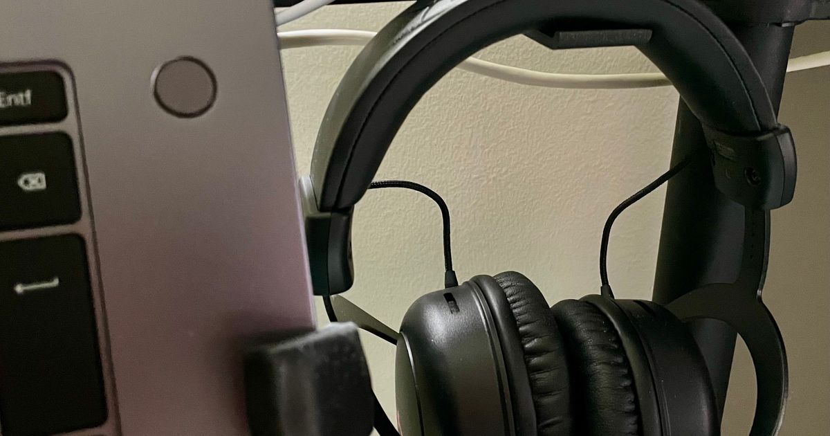 Headset Hook for Display Mount by Lethargiker Download free STL model