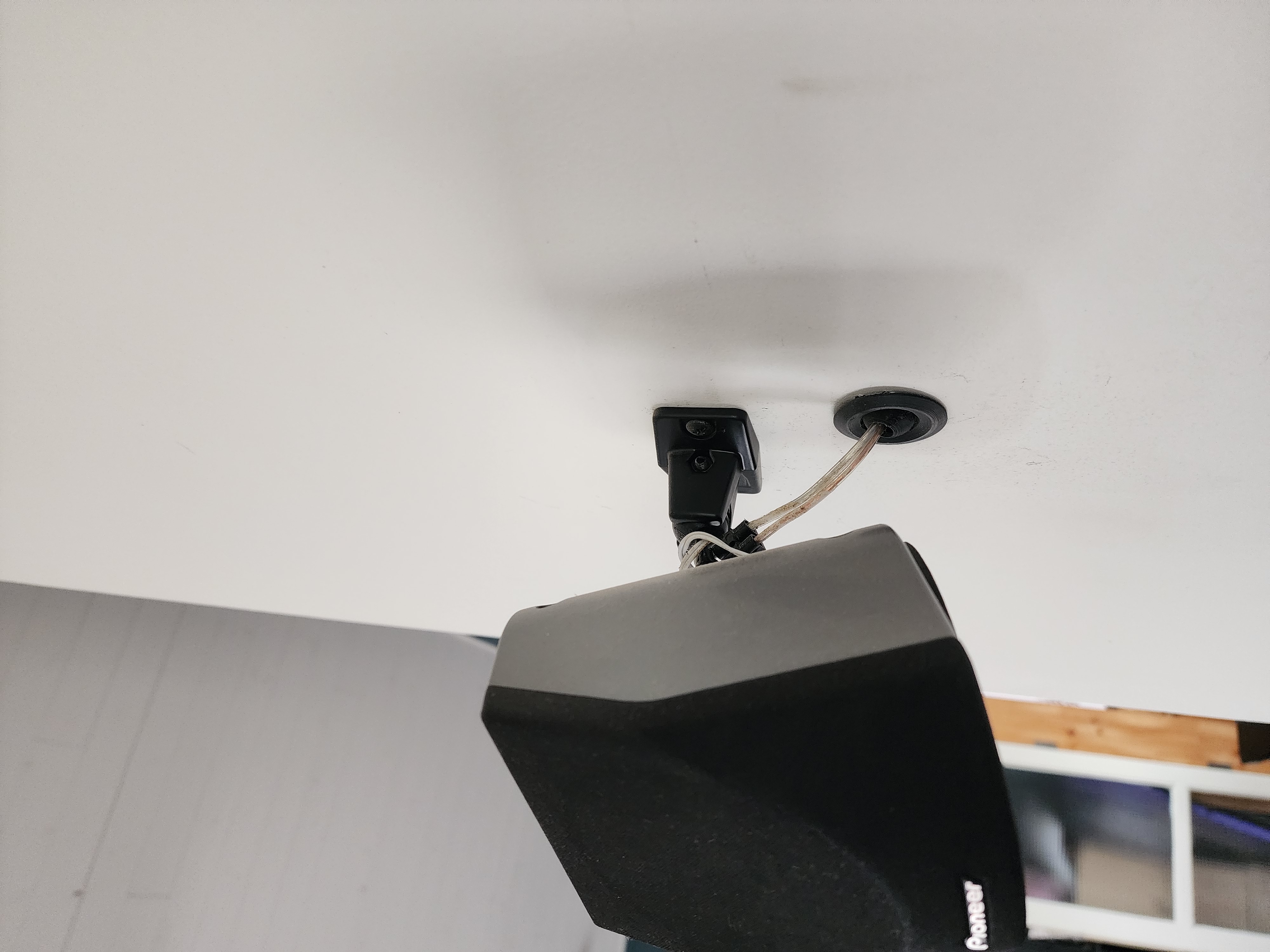 Speaker Cable Wall Grommet by bmyonatan Download free STL model