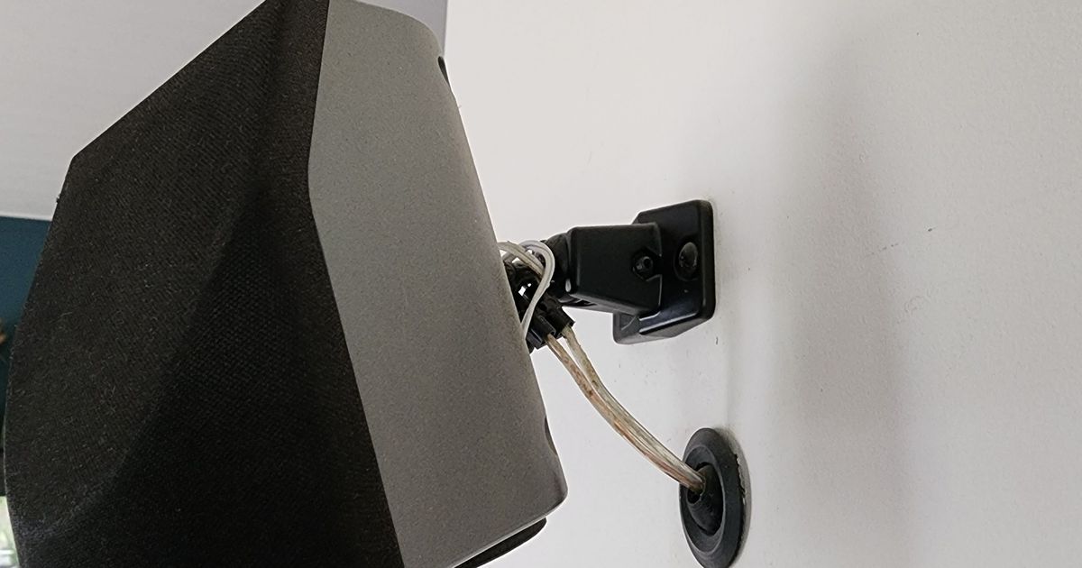 Speaker Cable Wall Grommet by bmyonatan Download free STL model