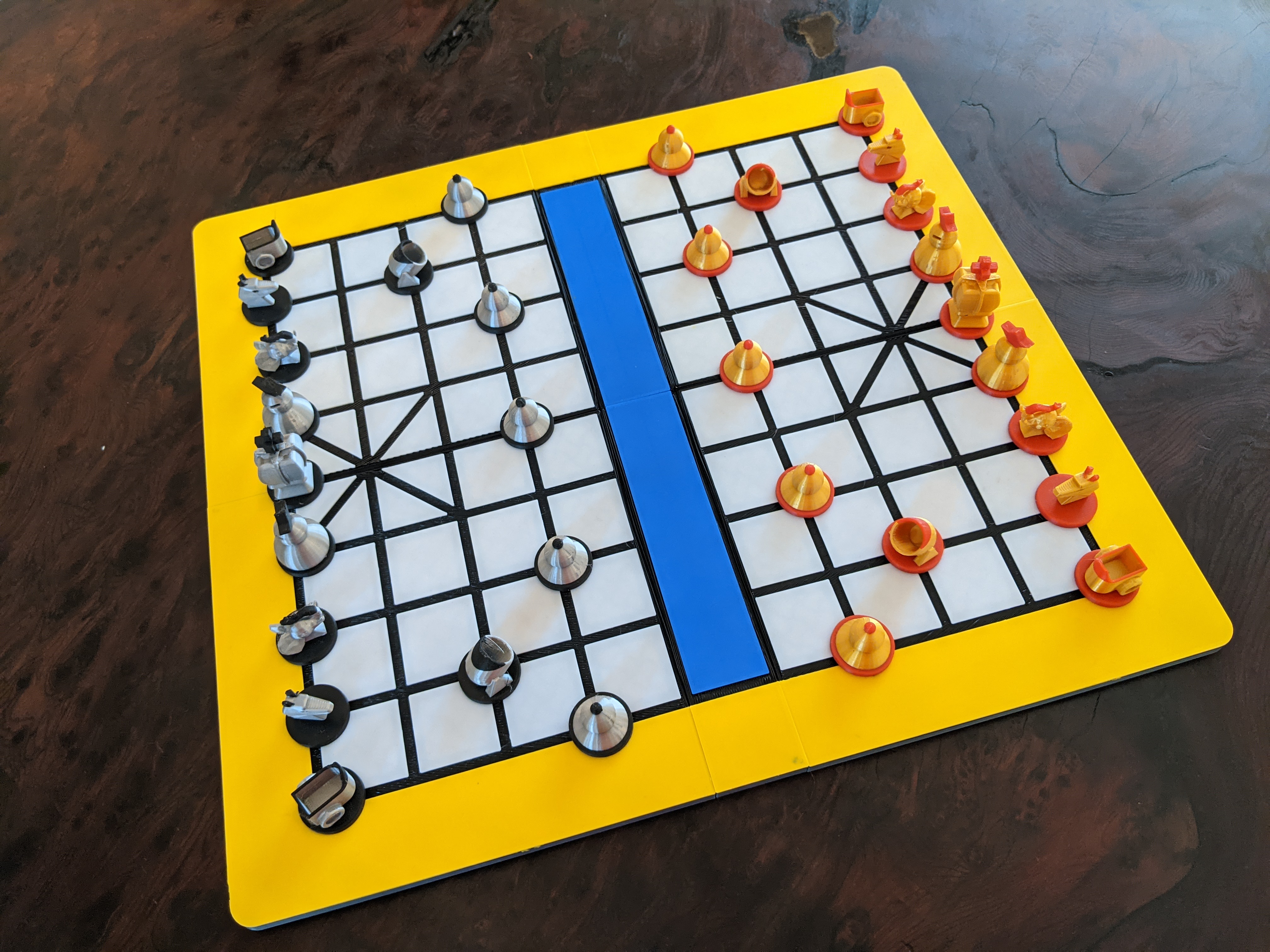 Xiangqi / Chinese Chess - complete set (pieces board box) Western-style pieces, 180mm bed