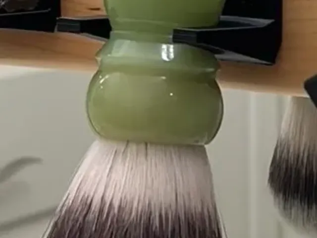 Shave Brush Holder V1
