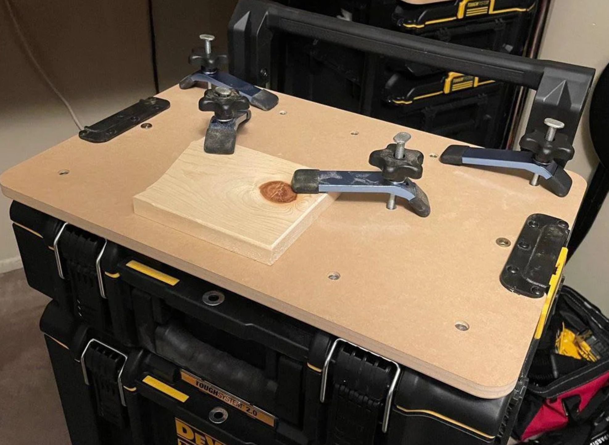 Dewalt Toughsystem Worktop adapter and surface