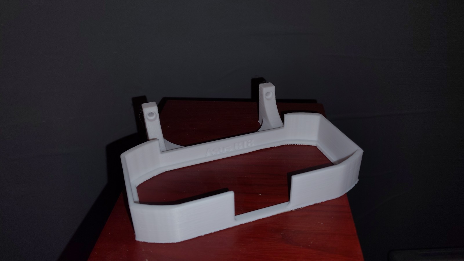 Asus BT8 wall holder