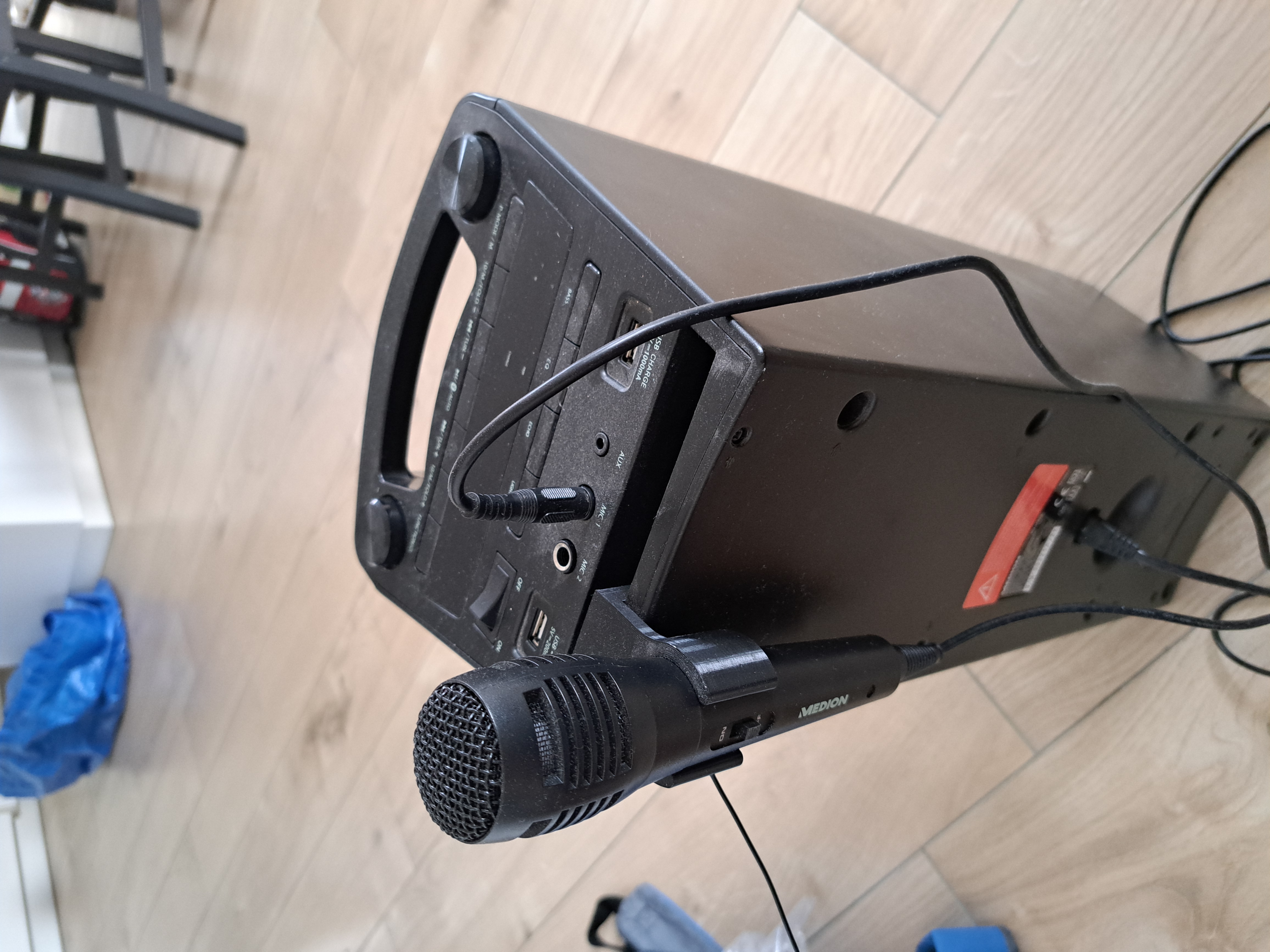 Microphone holder for Medion speaker