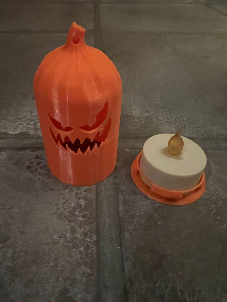 hanging pumpkin halloween tealight