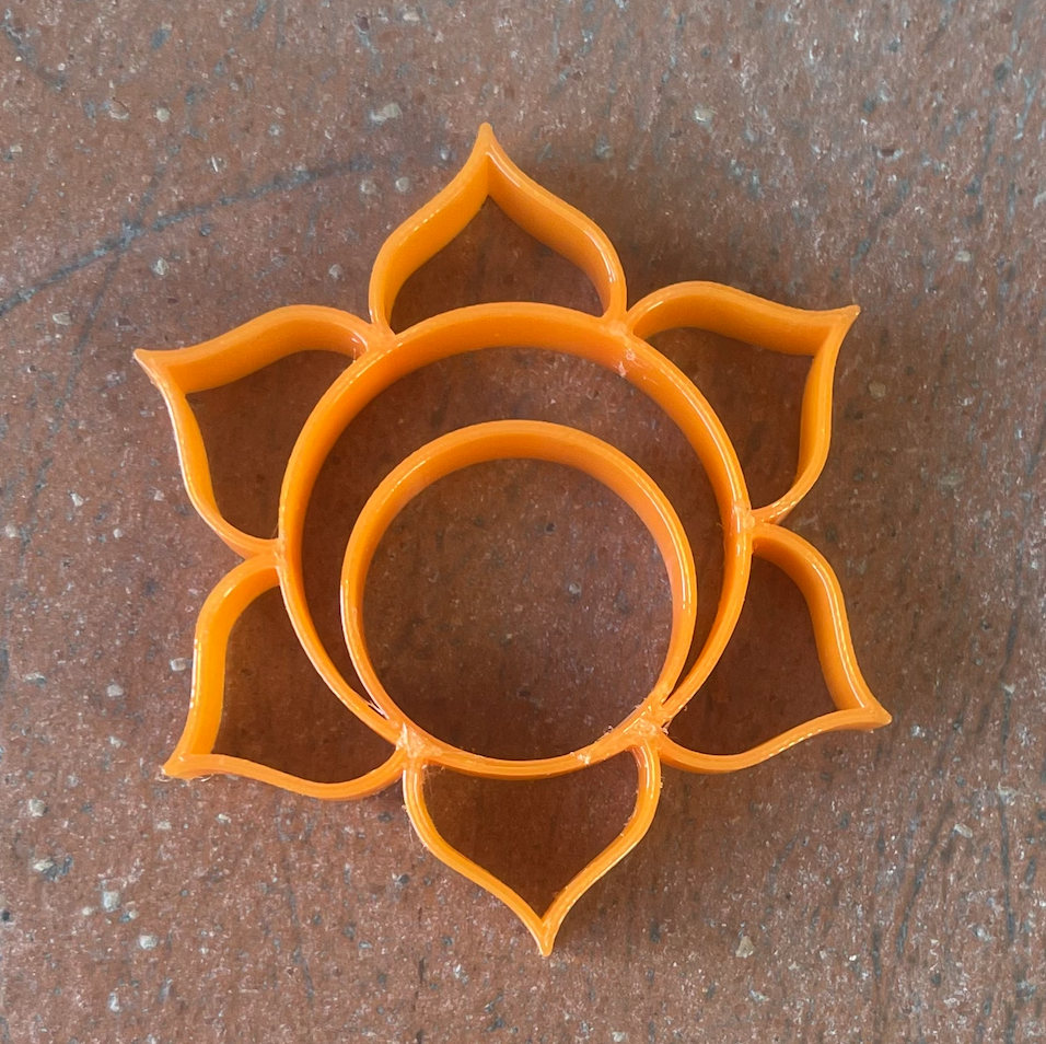 Amilav Collections Singing Bowl 7 Chakra, Solar Plexus Chakra ( Manipura) Singing Bowl With Cushion And Mallet, Tibetan Singing Bowl For Meditation