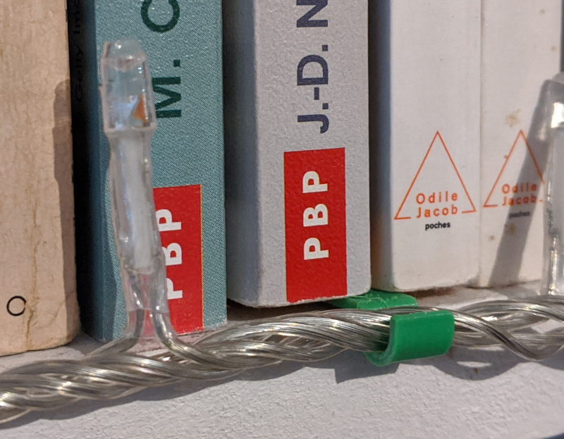 Light garland hook