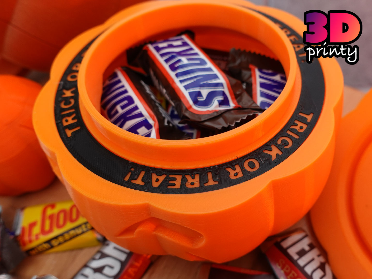 Miniatura 2 do modelo 3D Simple Pumpkin Container
