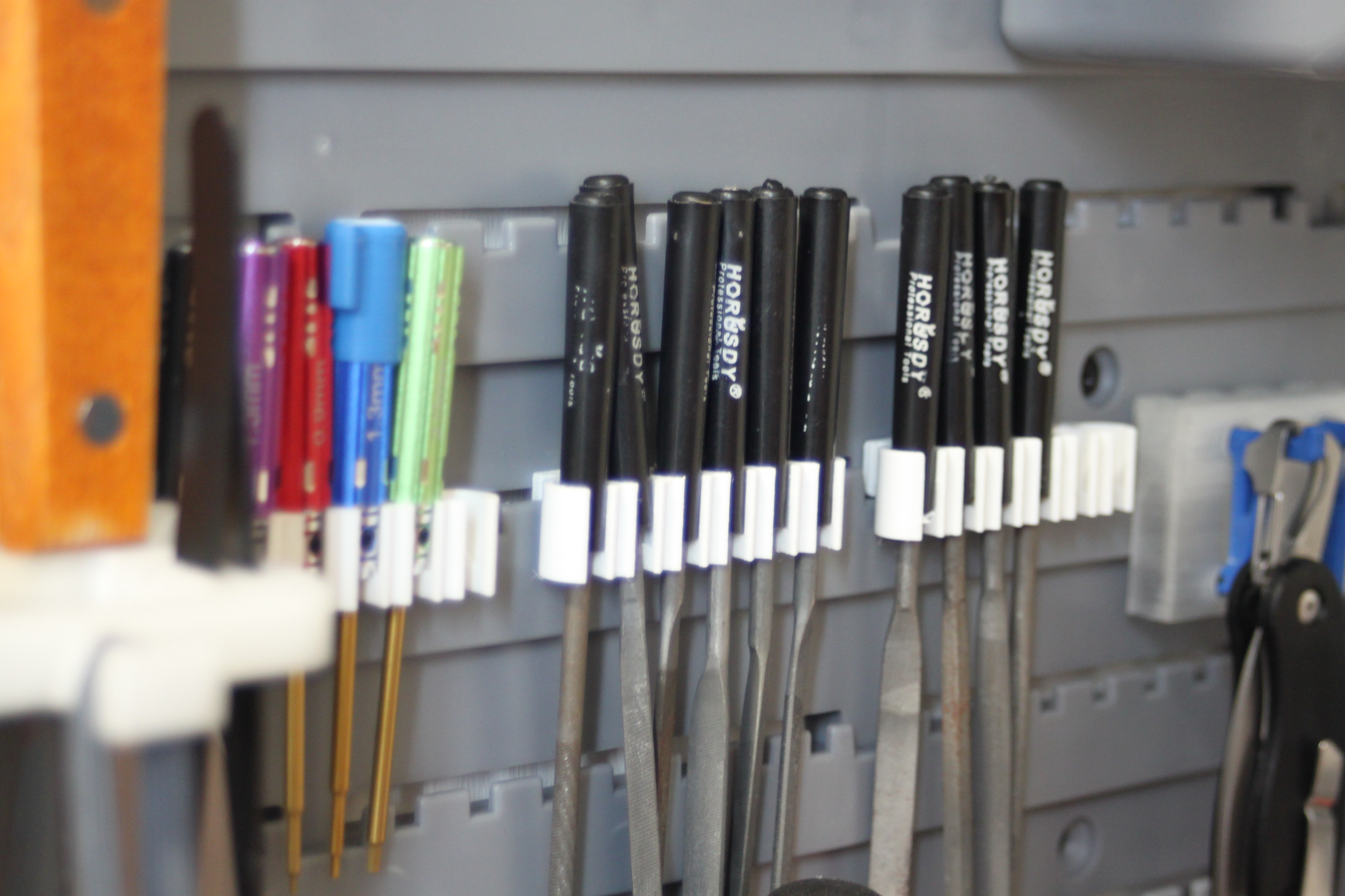 File Holder for Giantz Pegboard - remix of Ikea version