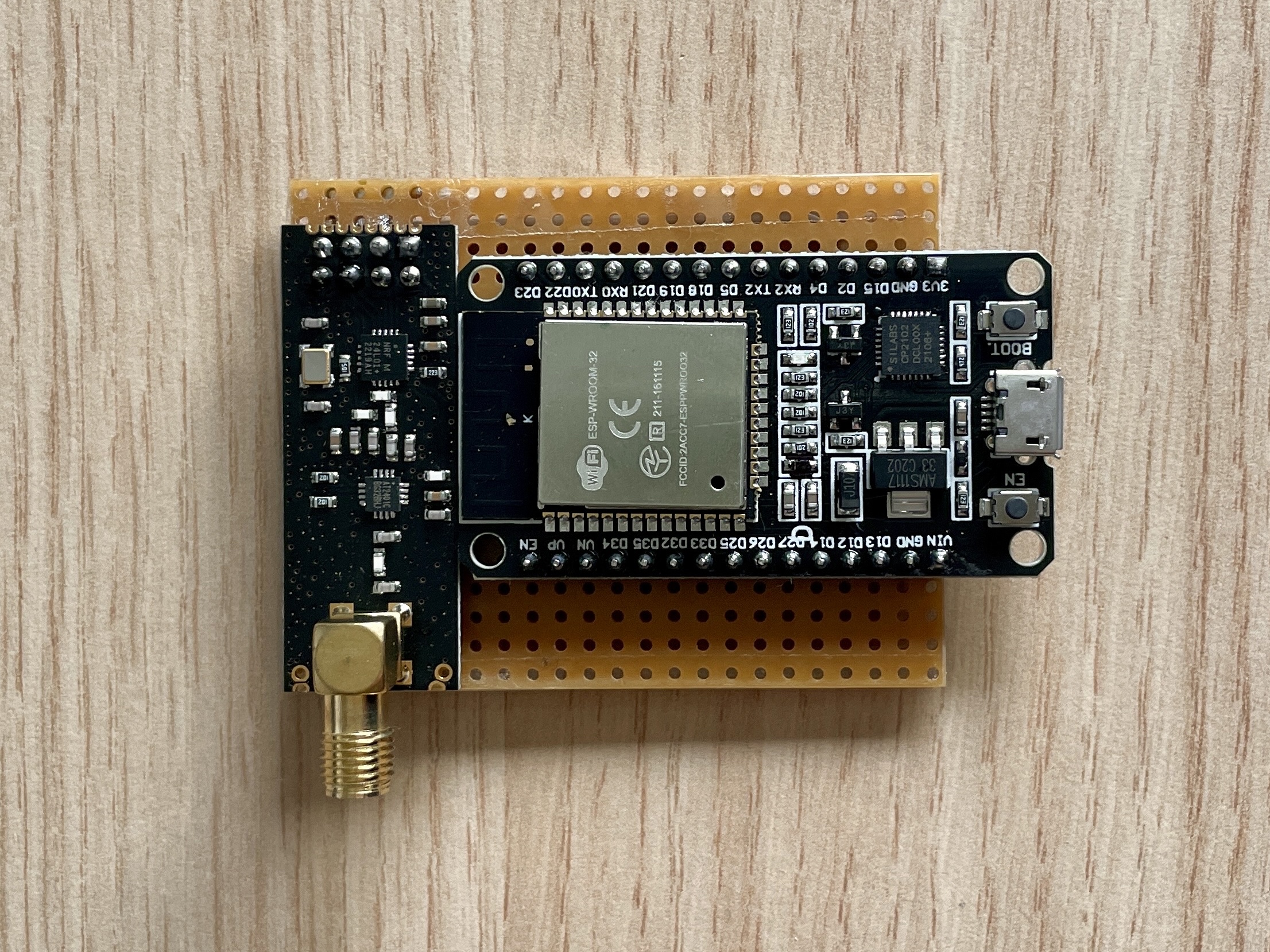 Sól: OpenDTU (ESP32 / NRF24L01+) case by Jones | Download free STL ...