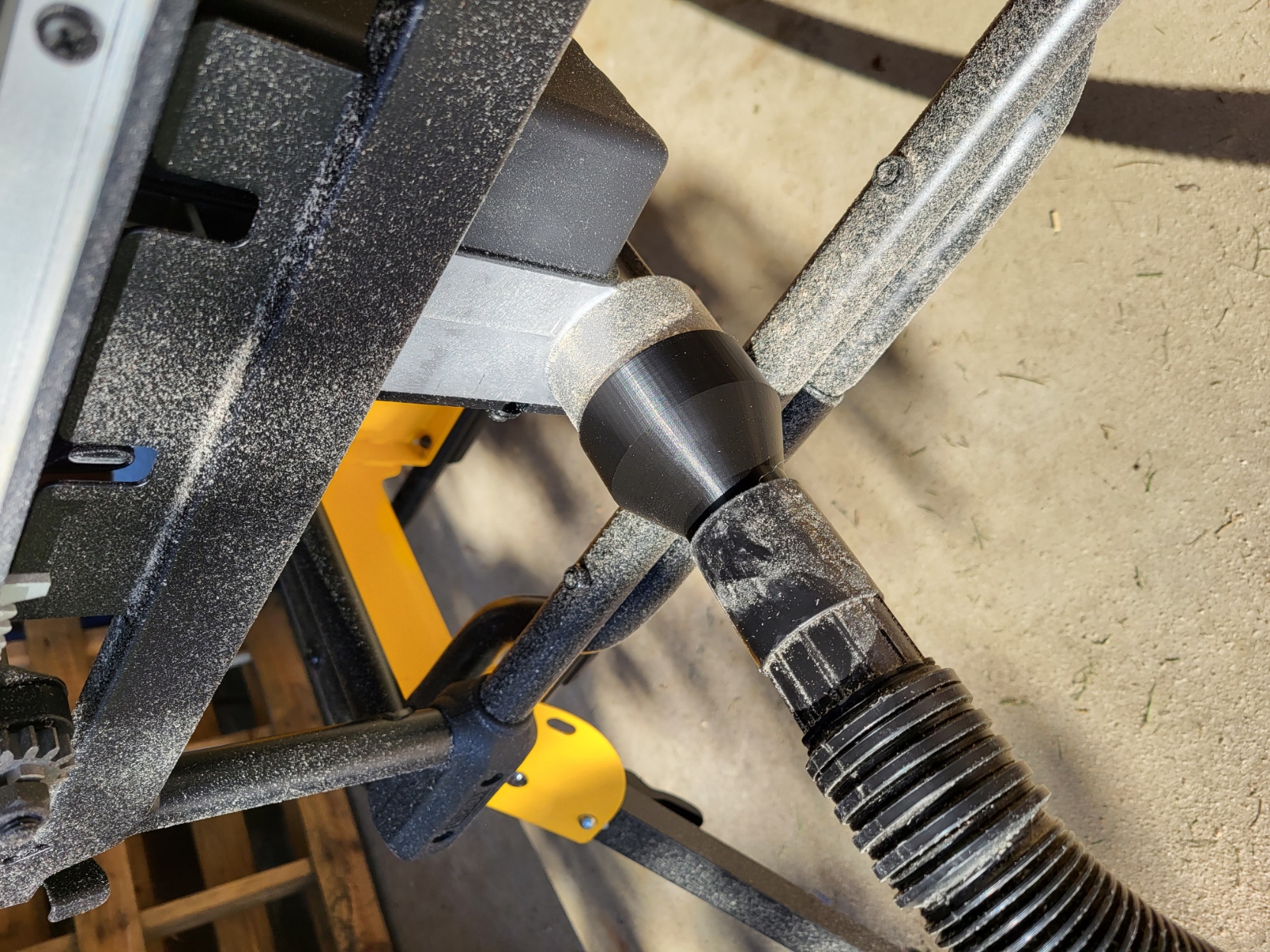 Table Saw to Shop Vac Adapter