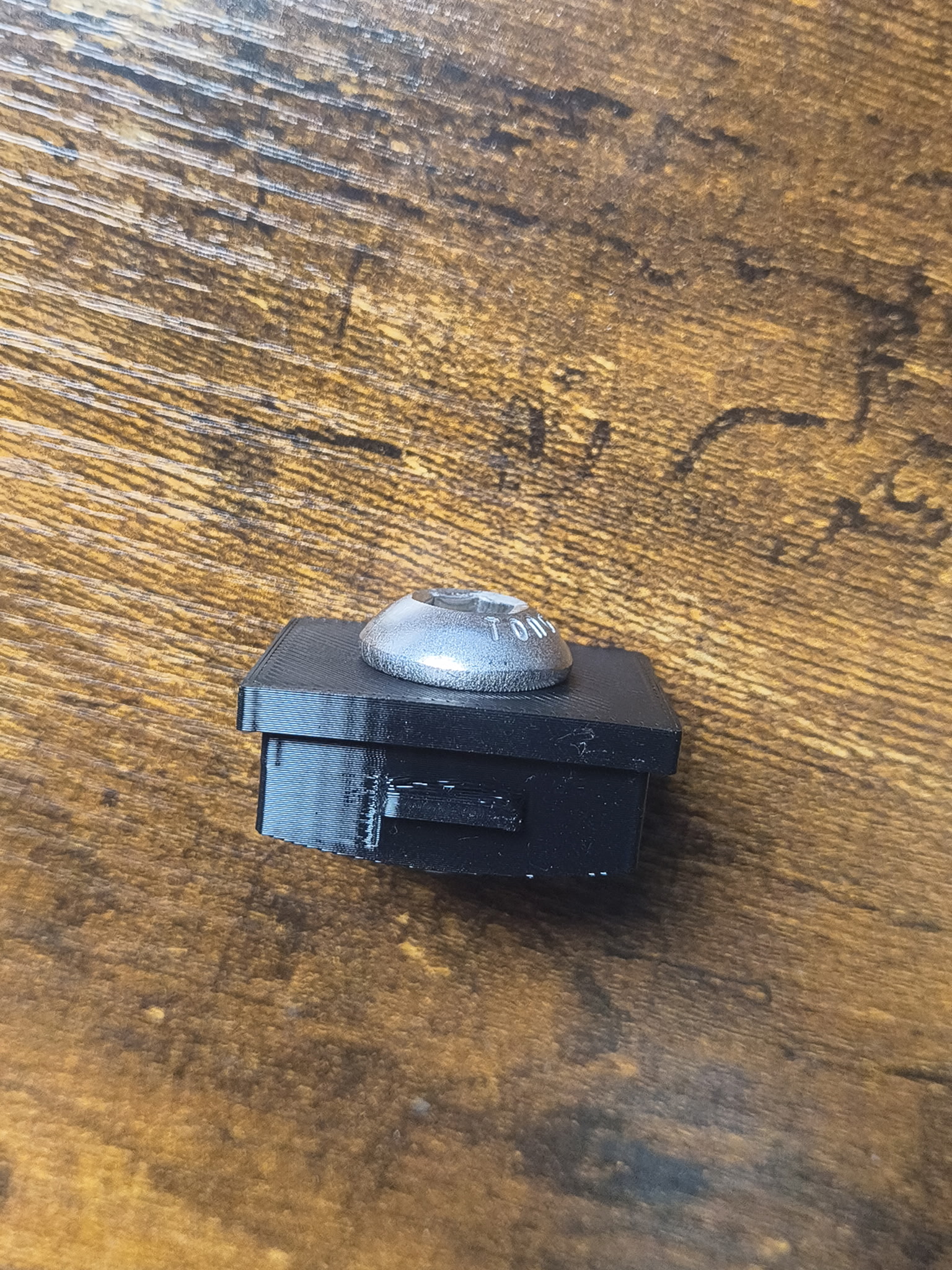 Audi A4 B7 Upper Radiator Mounts