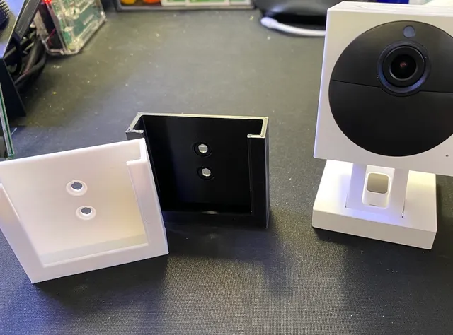 Wyze OUTDOOR CAM wall mount
