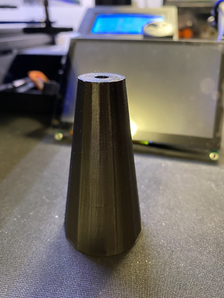 Miniatura 4 do modelo 3D Large Thread Spool Adapter