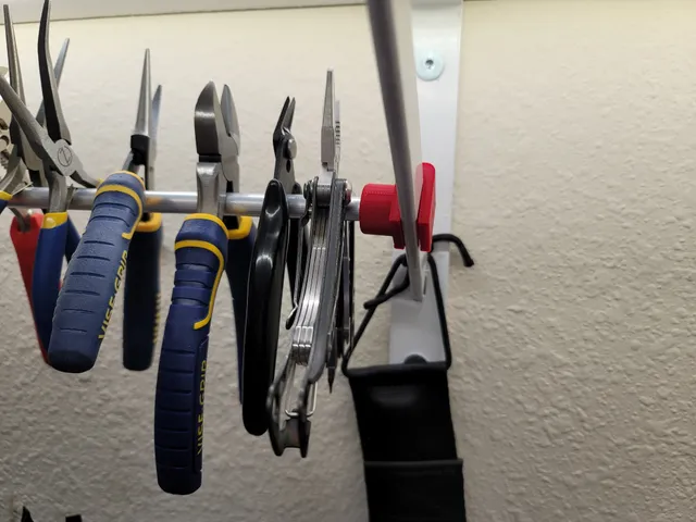 Shelf Support Pliers Holder