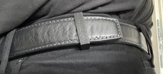 Belt keeper loop
