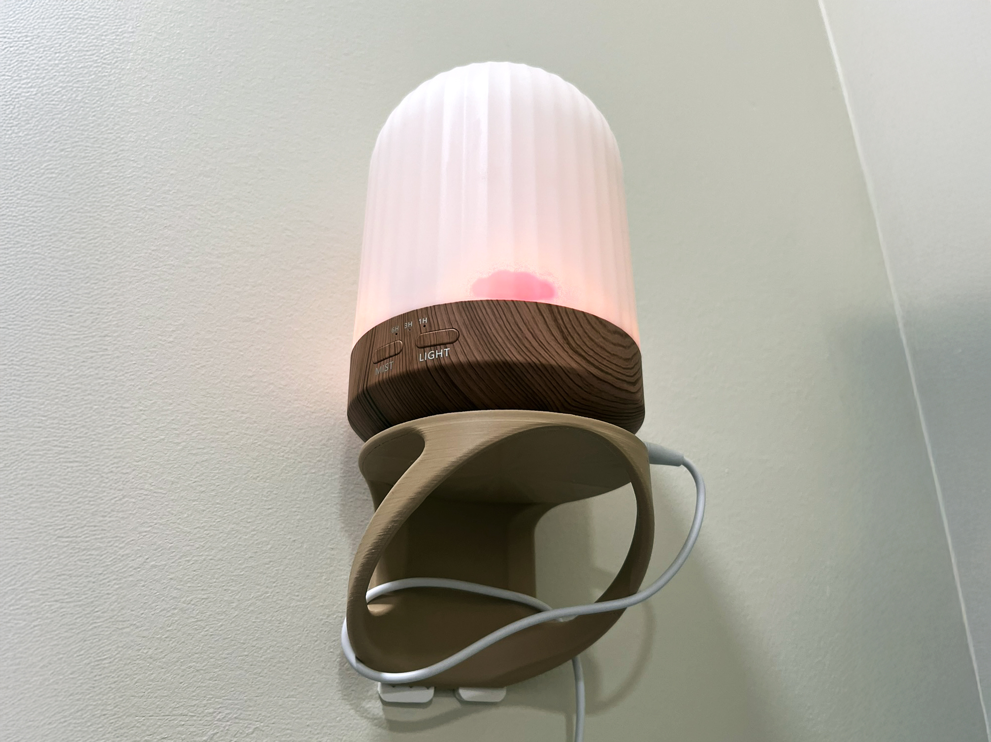 Small Circular Shelf (Great for Bathroom)