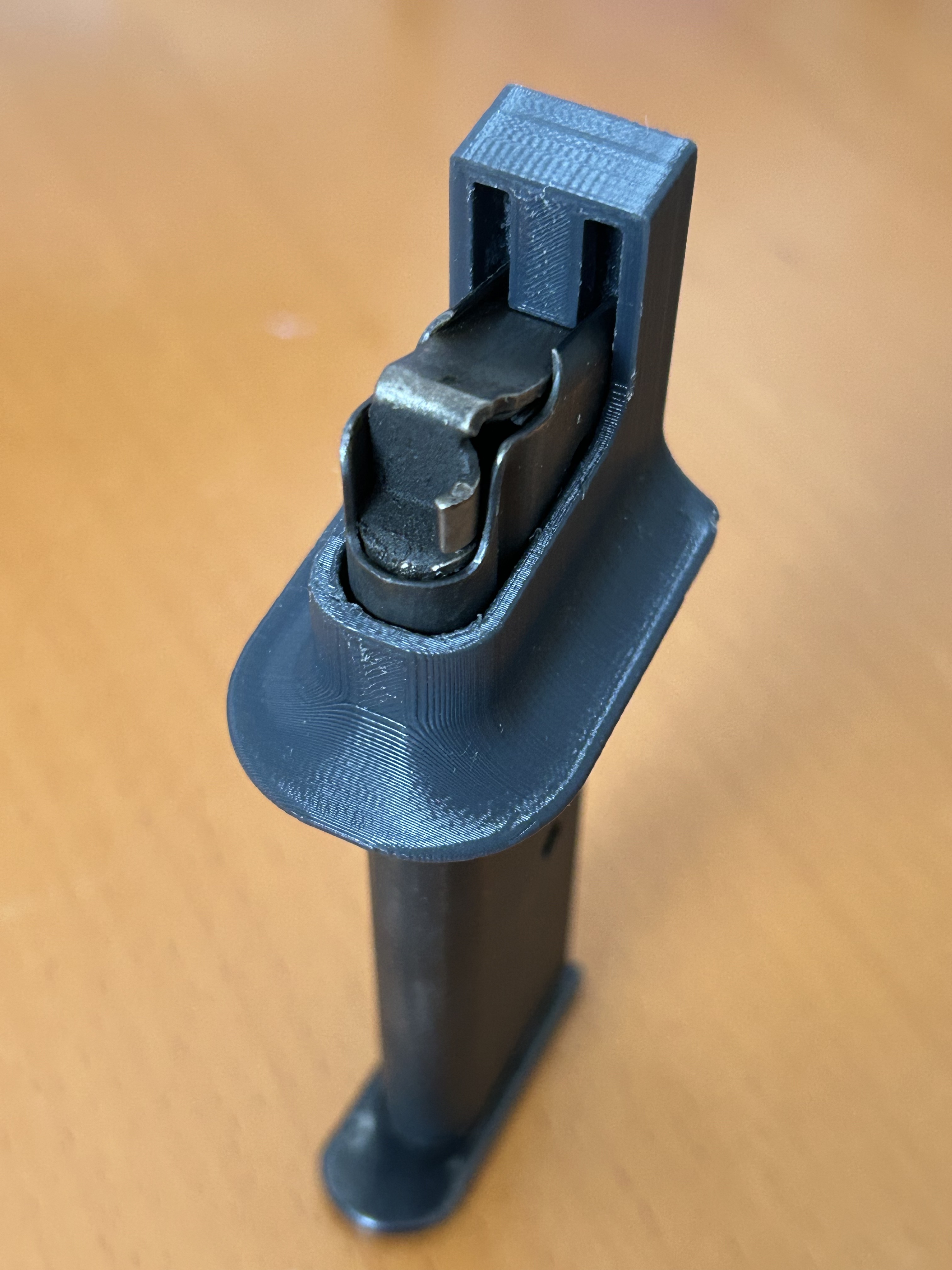 Speed loader SIG P210