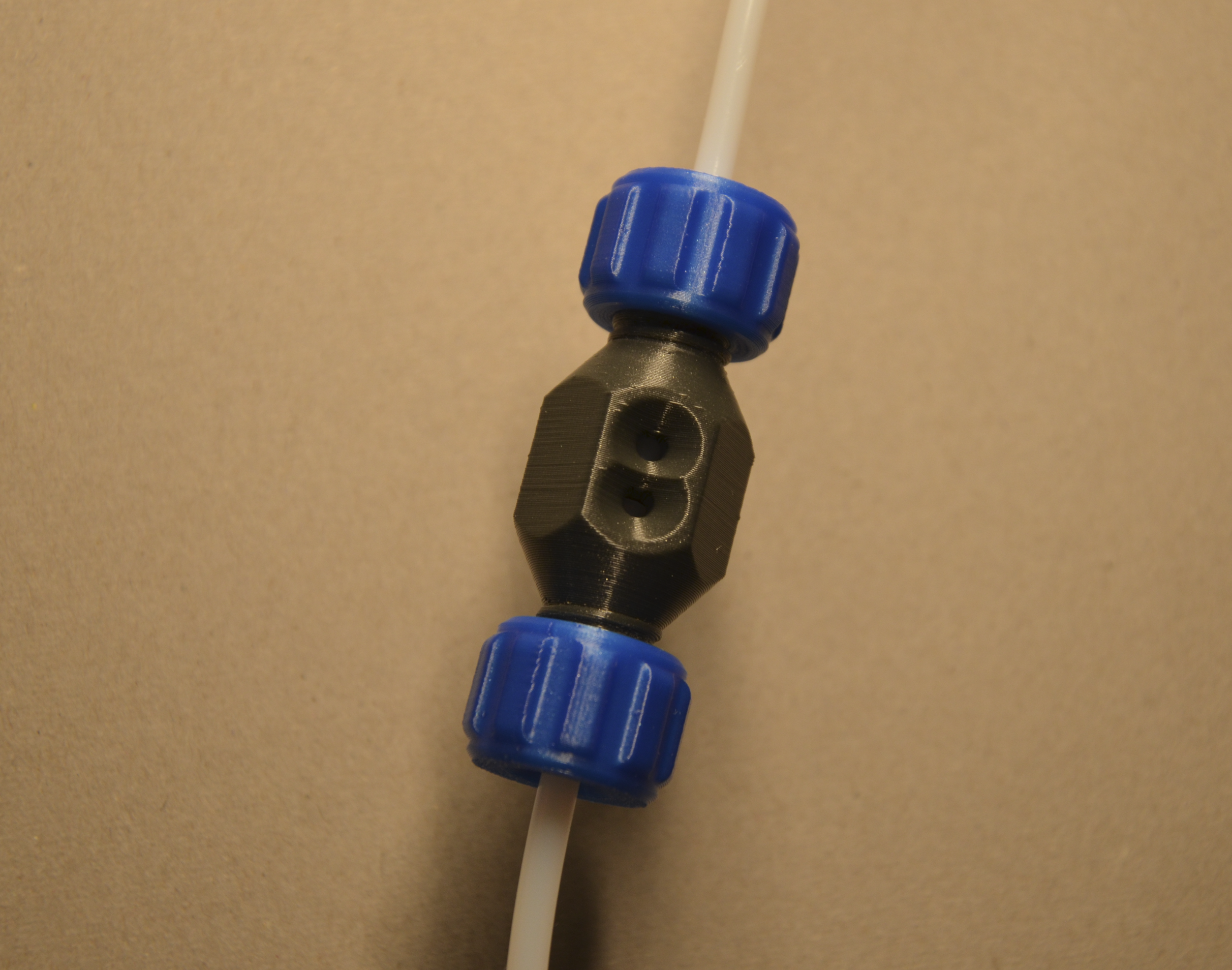 Bowden tube connector fully printable