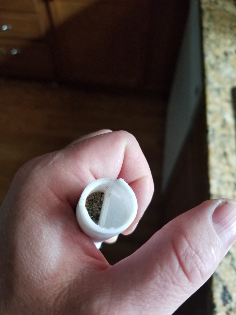 Portable Salt Shaker (larger hole) by h00rj Download free STL model