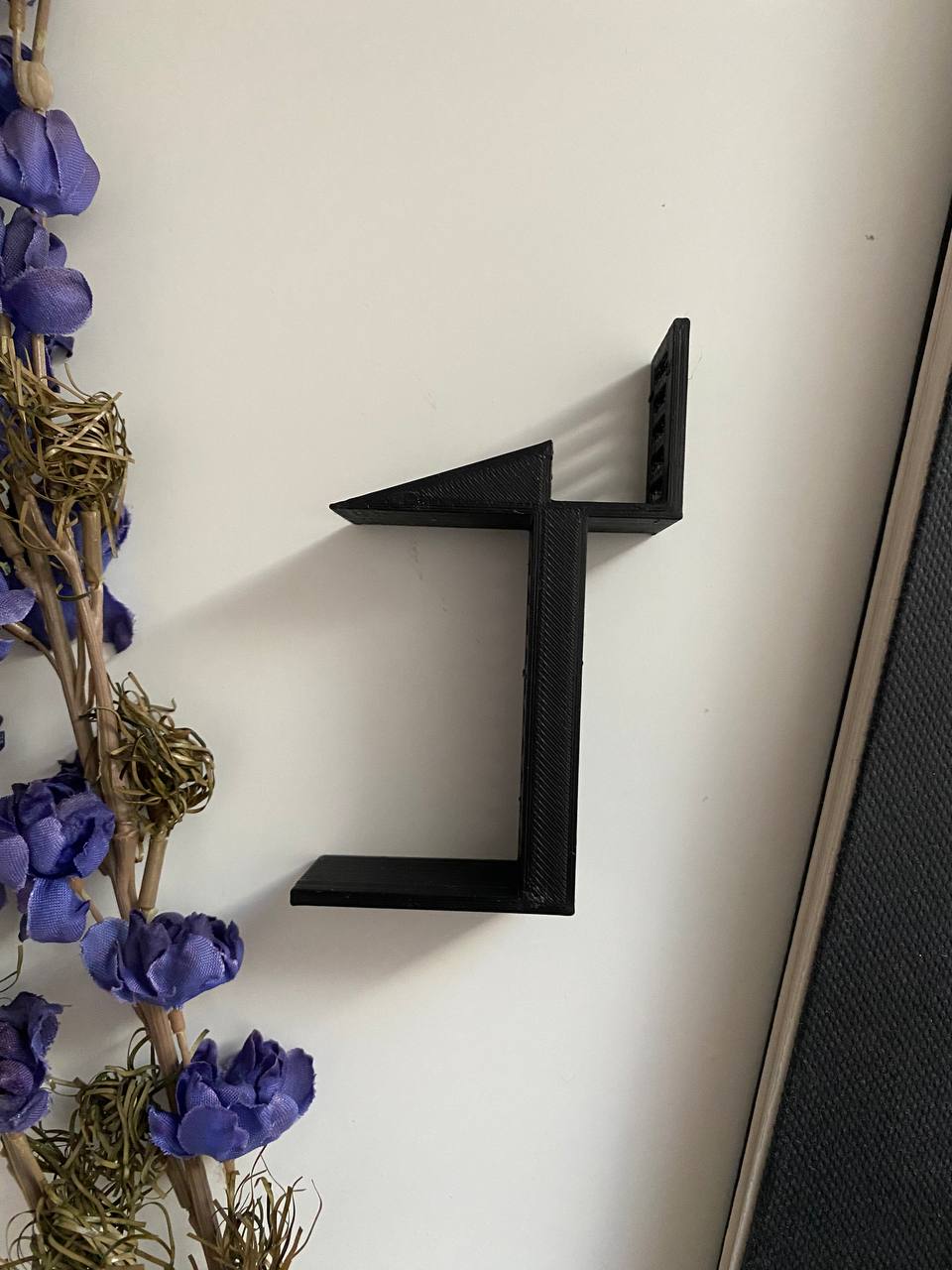 Ikea Lack picture frame holder