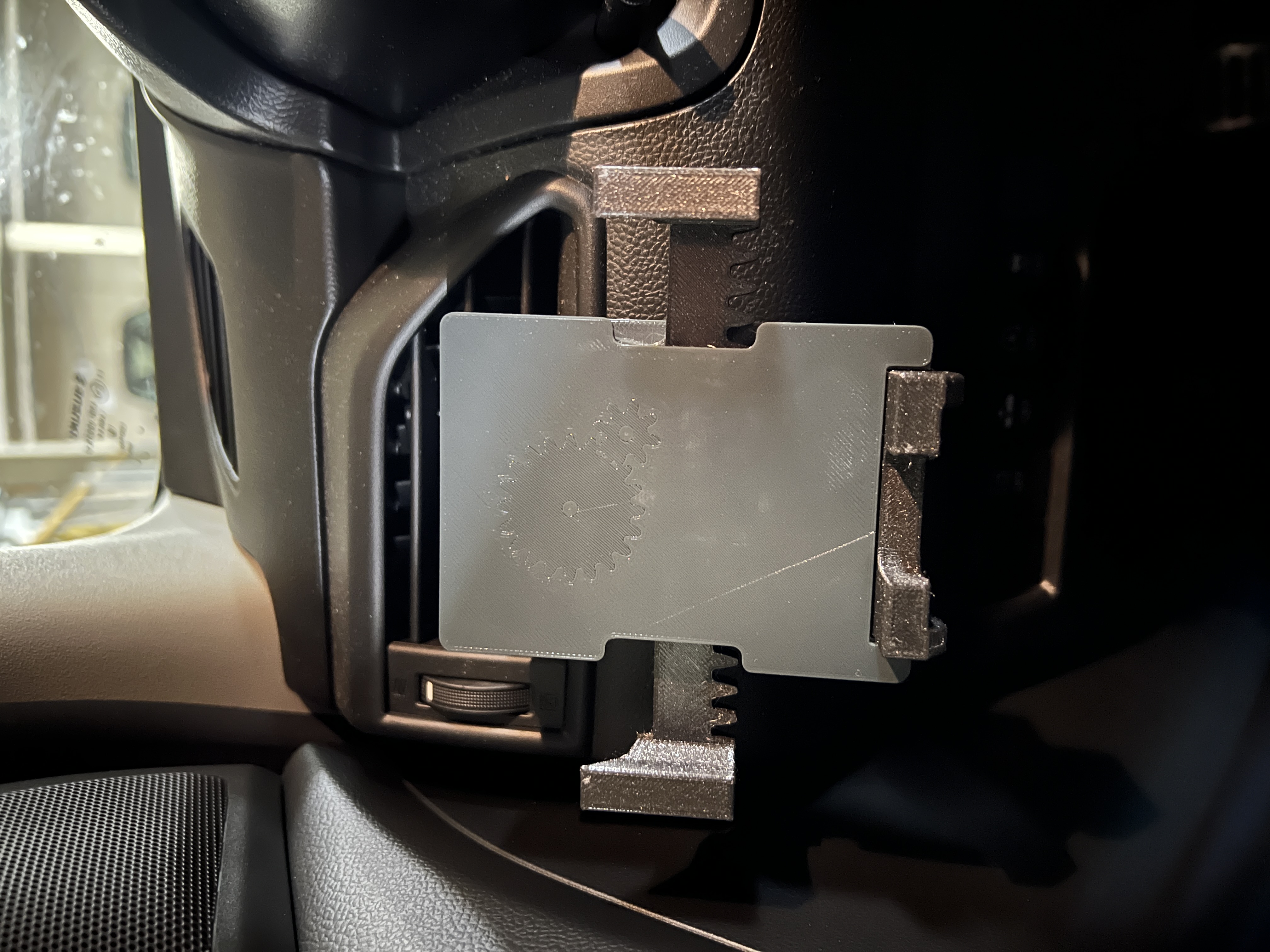CarVentPhoneHolder