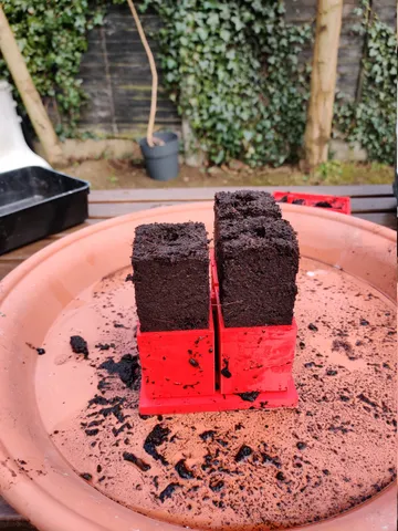 4 soil blocks maker