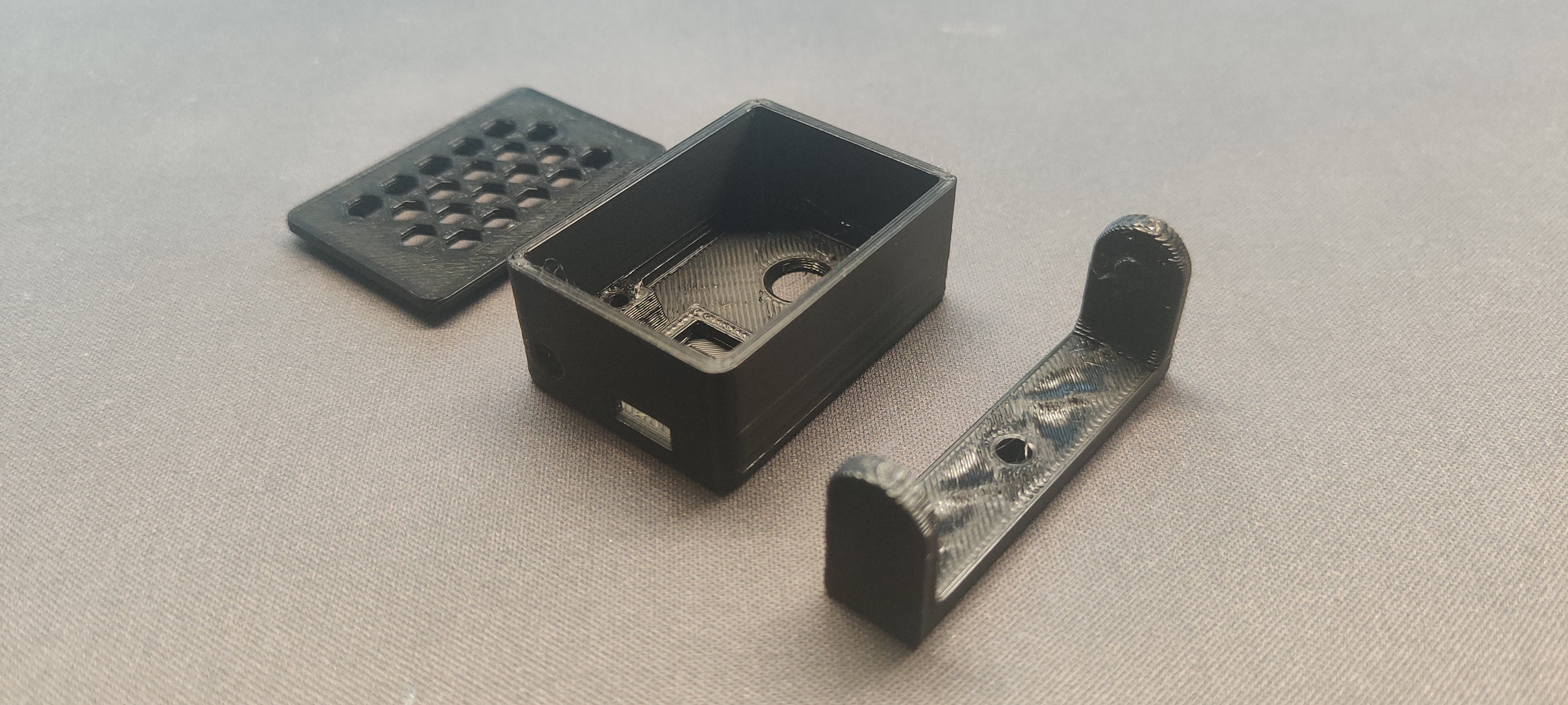 Smallest possible ESP32-CAM (Taller remix)