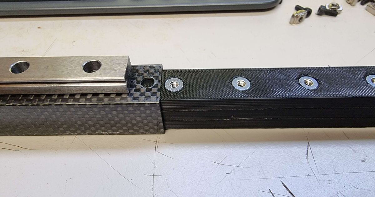 MGN12 to carbon fiber square tube jig. Ratrig vcore 3 cf gantry by rw