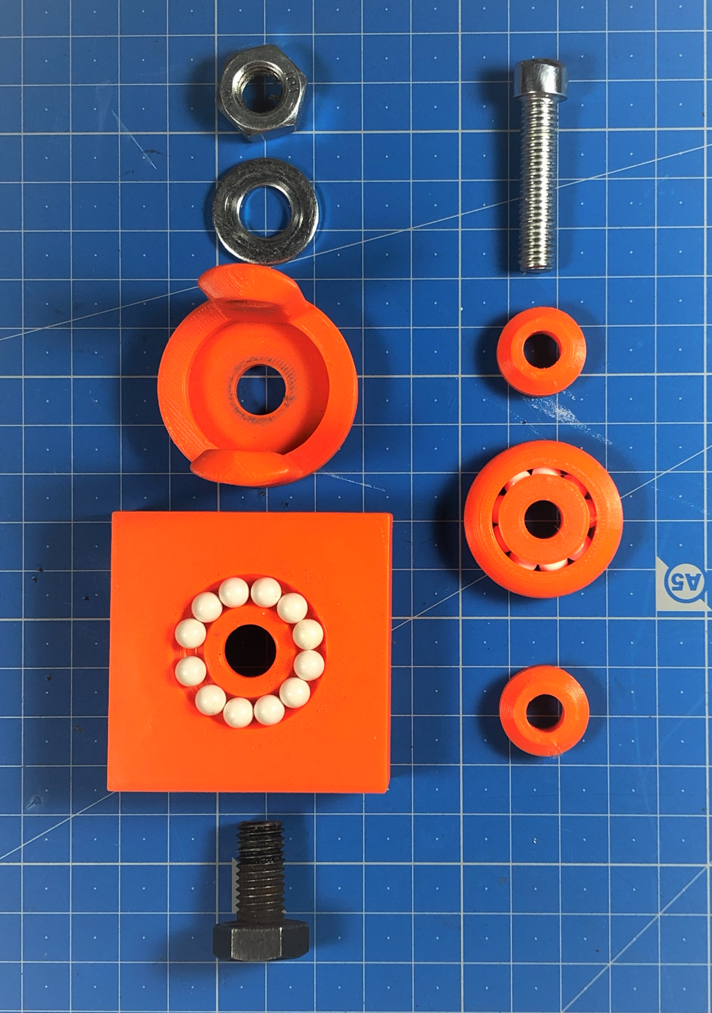 3D printed wheels for the Ikea LACK table
