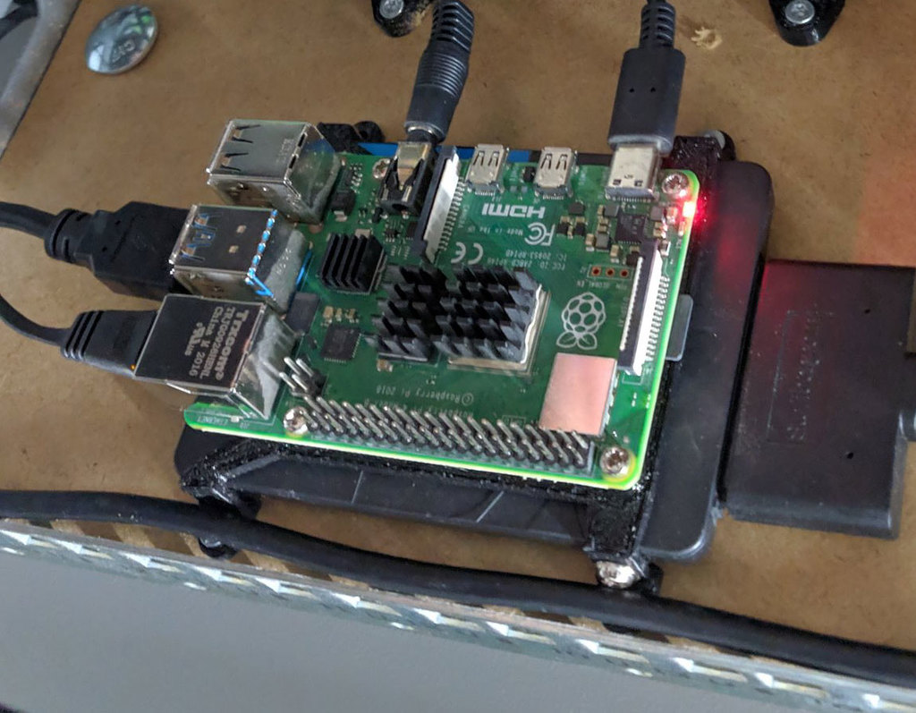 Rasperry Pi SSD Mount