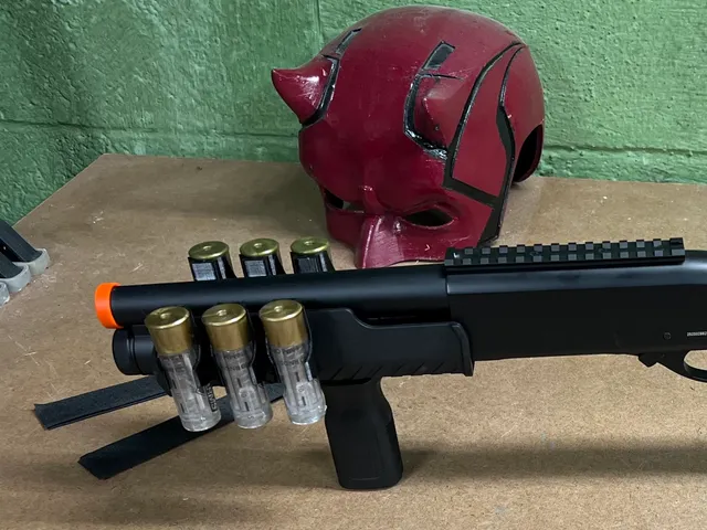 M-LOK 12ga shotgun shell holder