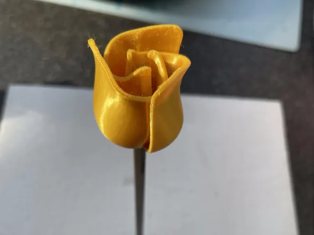 Modular hairpin with rose