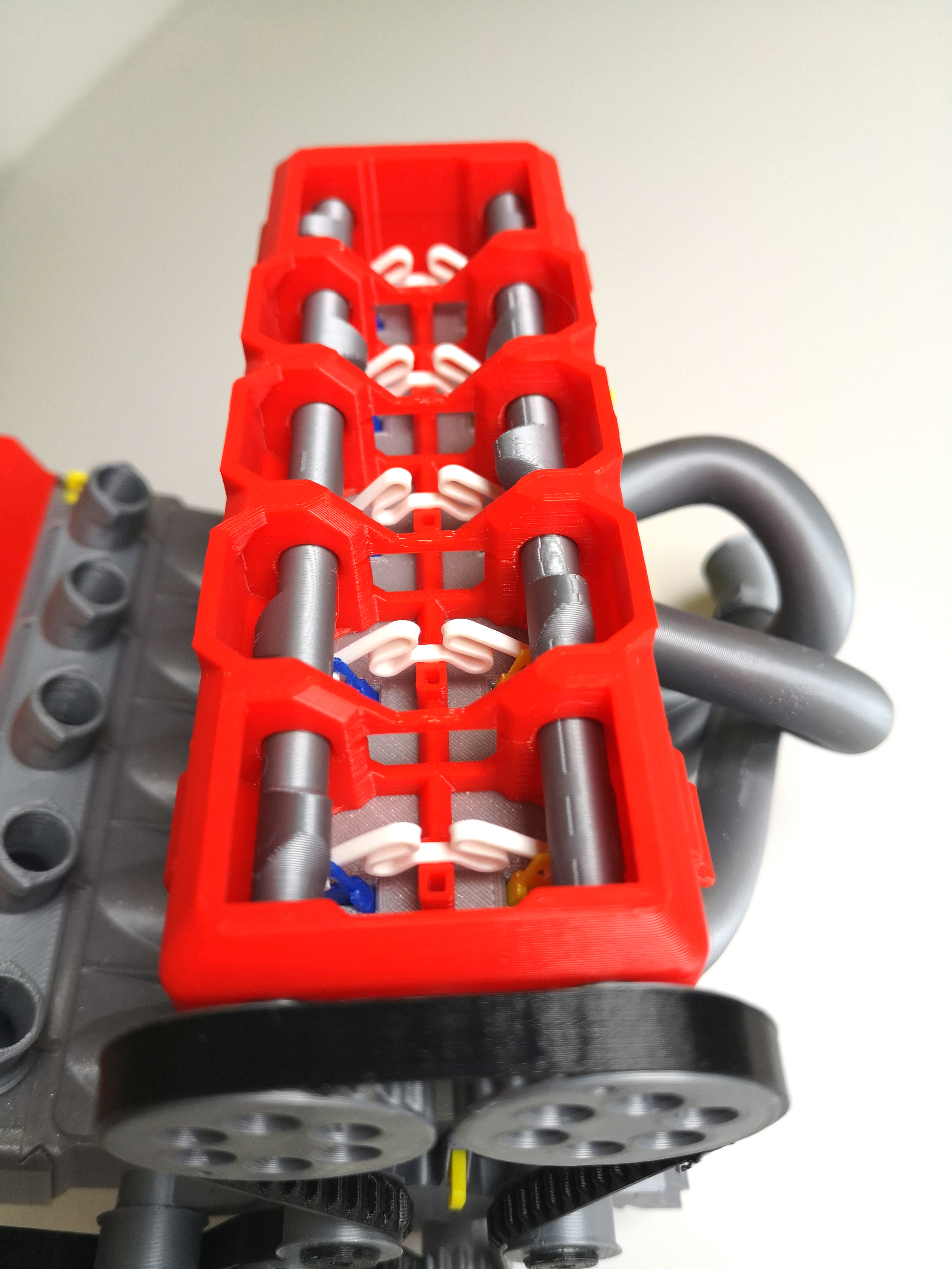 Miniatura 9 do modelo 3D V10 Engine Turbocharged working belt driven Model (printer optimized)