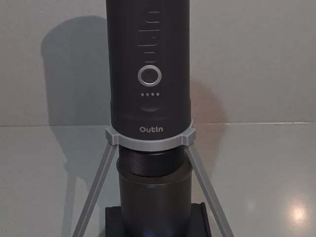 Stand for Outin Nano Case, sturdy and stable