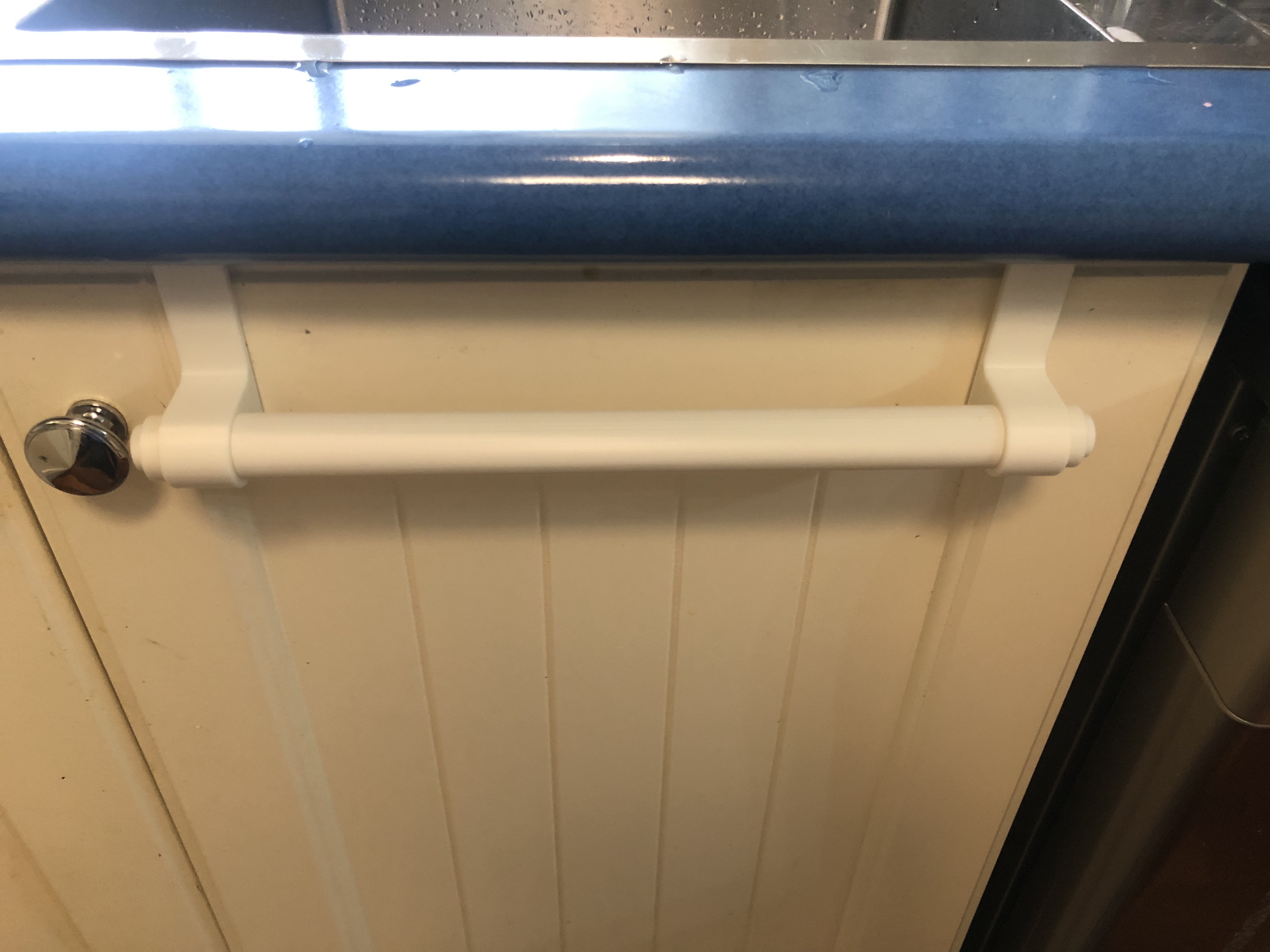 Over the door towel rack by Ed Download free STL model