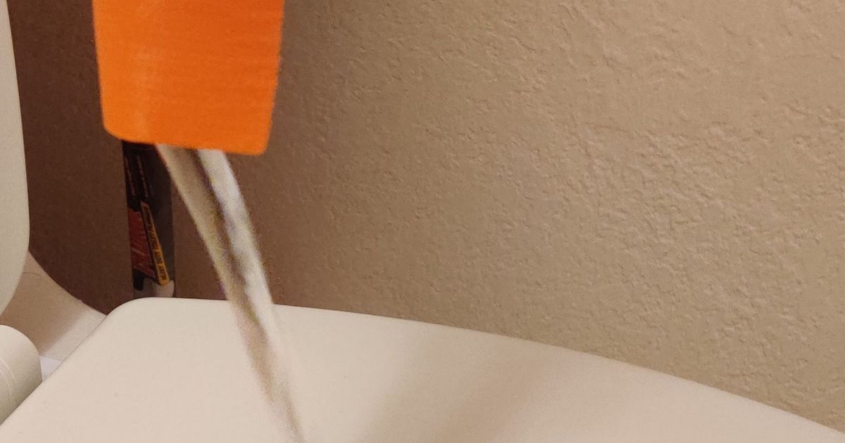 Easy use Water Bottle Bidet (self aligning) by Andreas Ritter