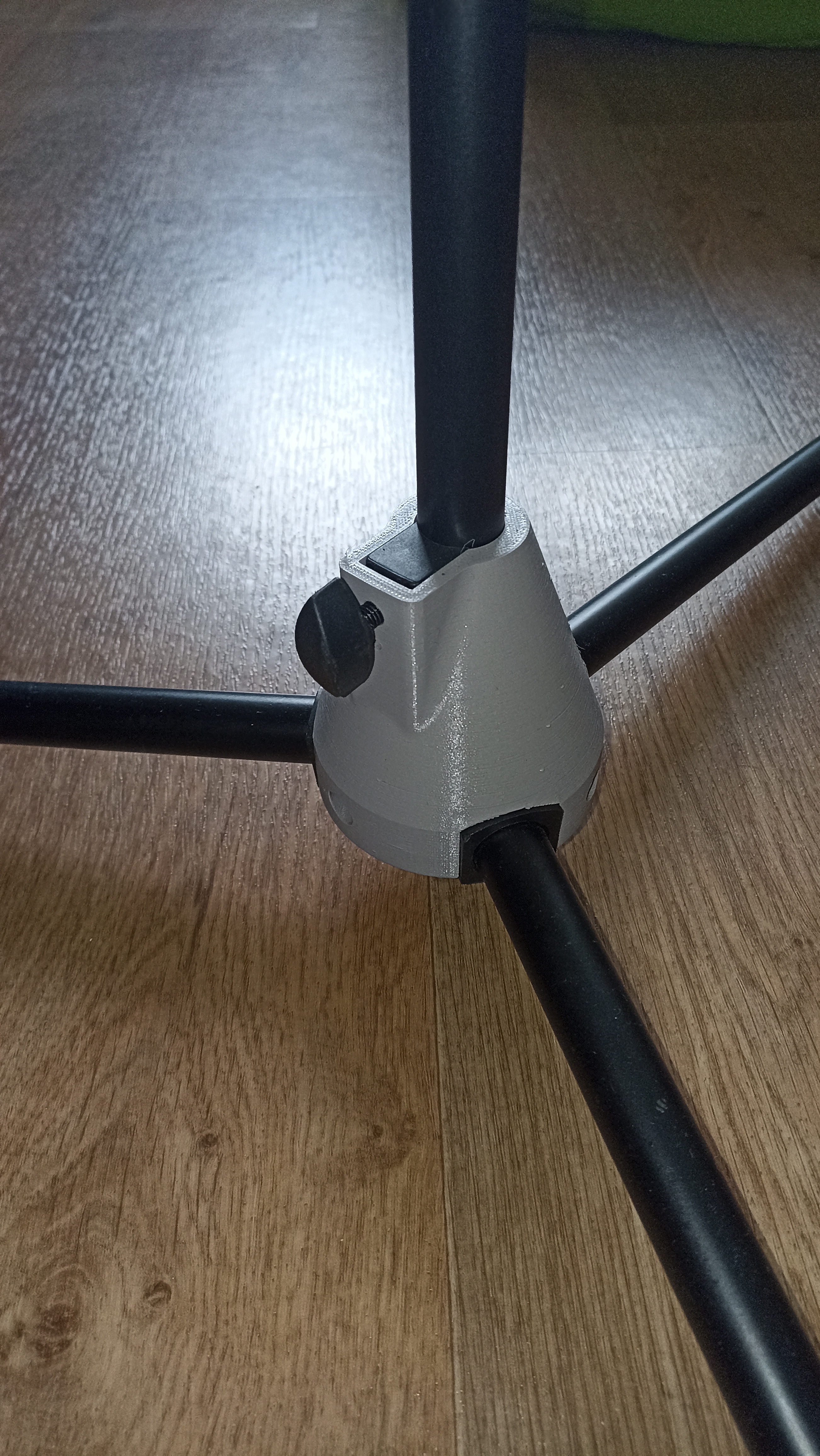 Mic stand tripod replacement