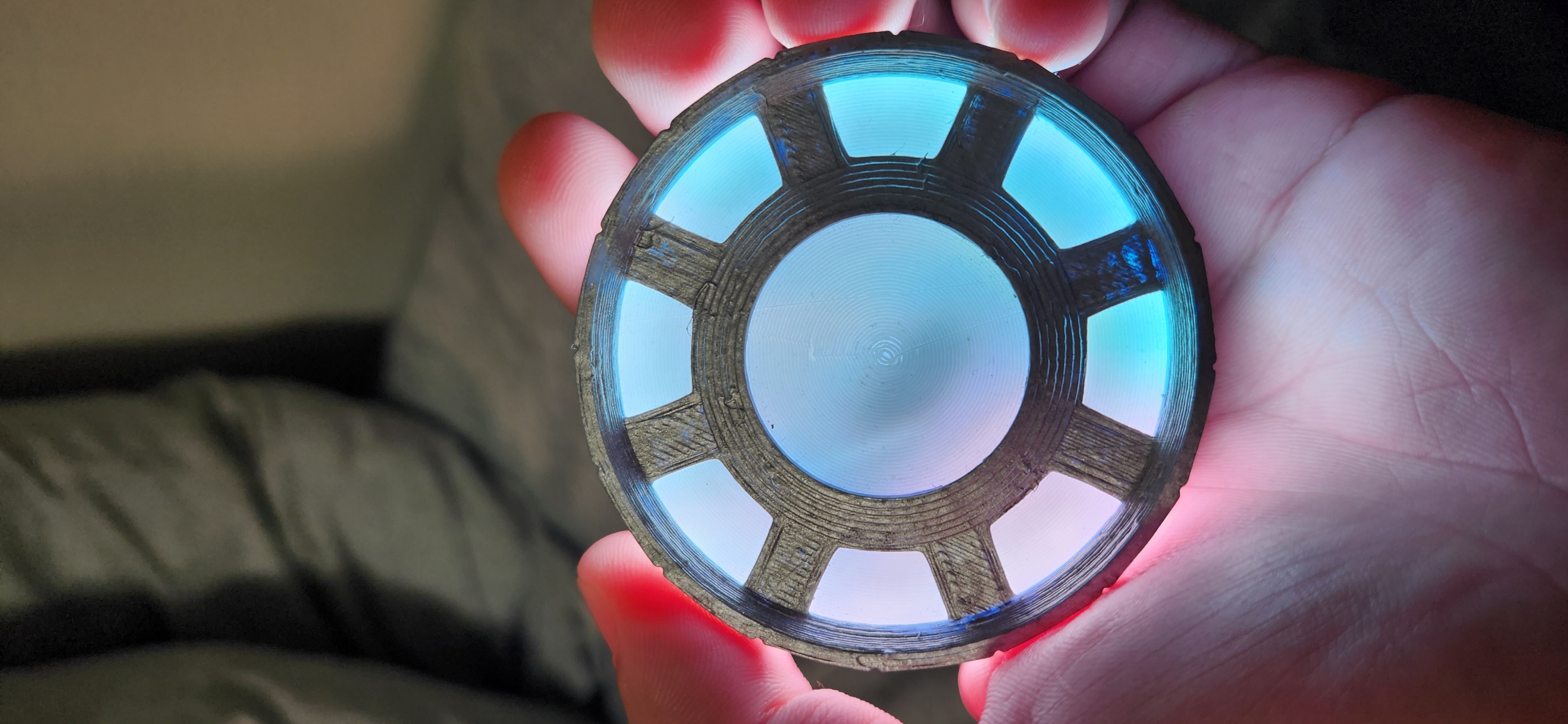 iron-man-arc-reactor-rechargeable-by-gabgra11-download-free-stl