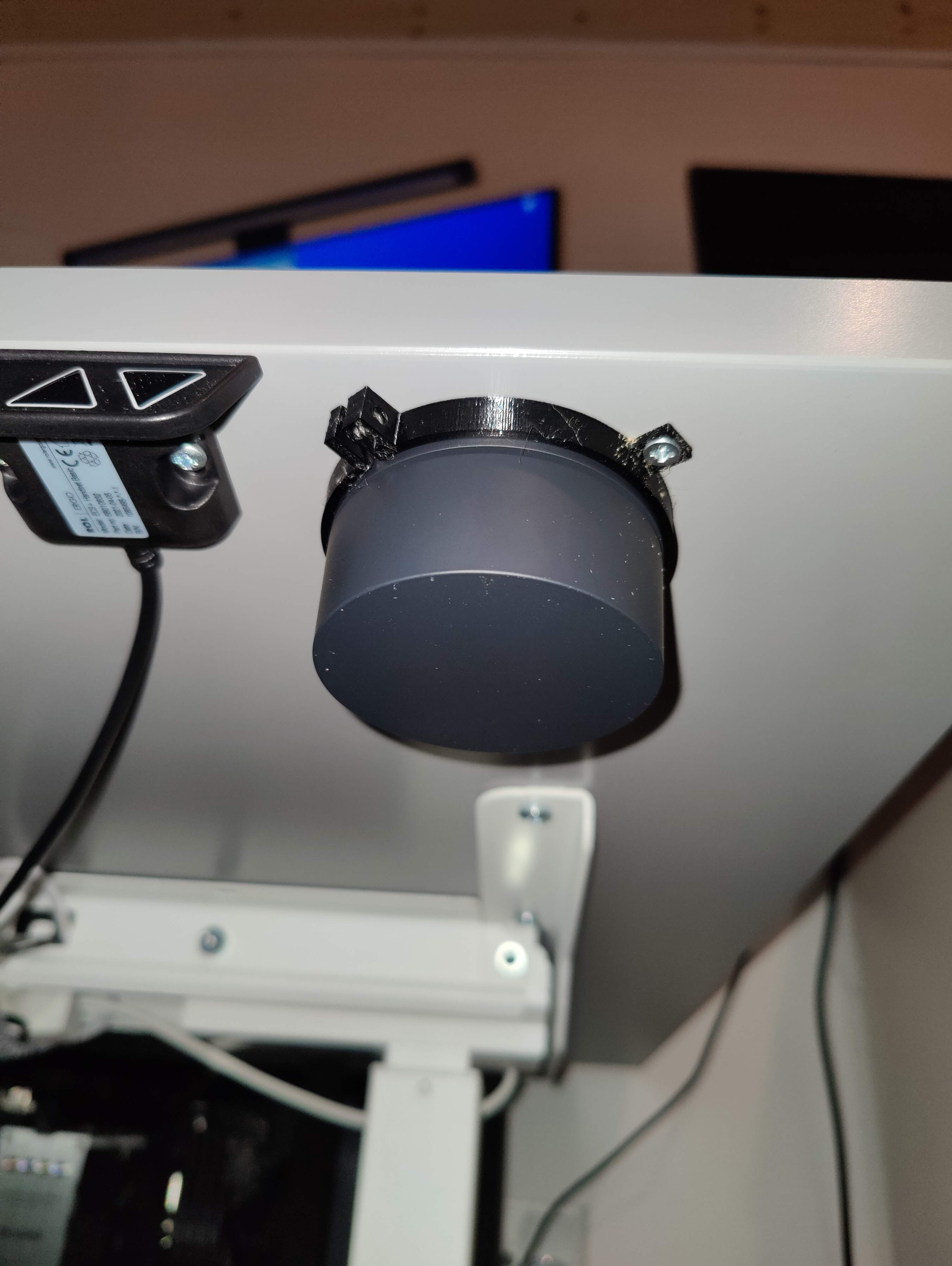 Xiaomi Mi Light Bar remote mount