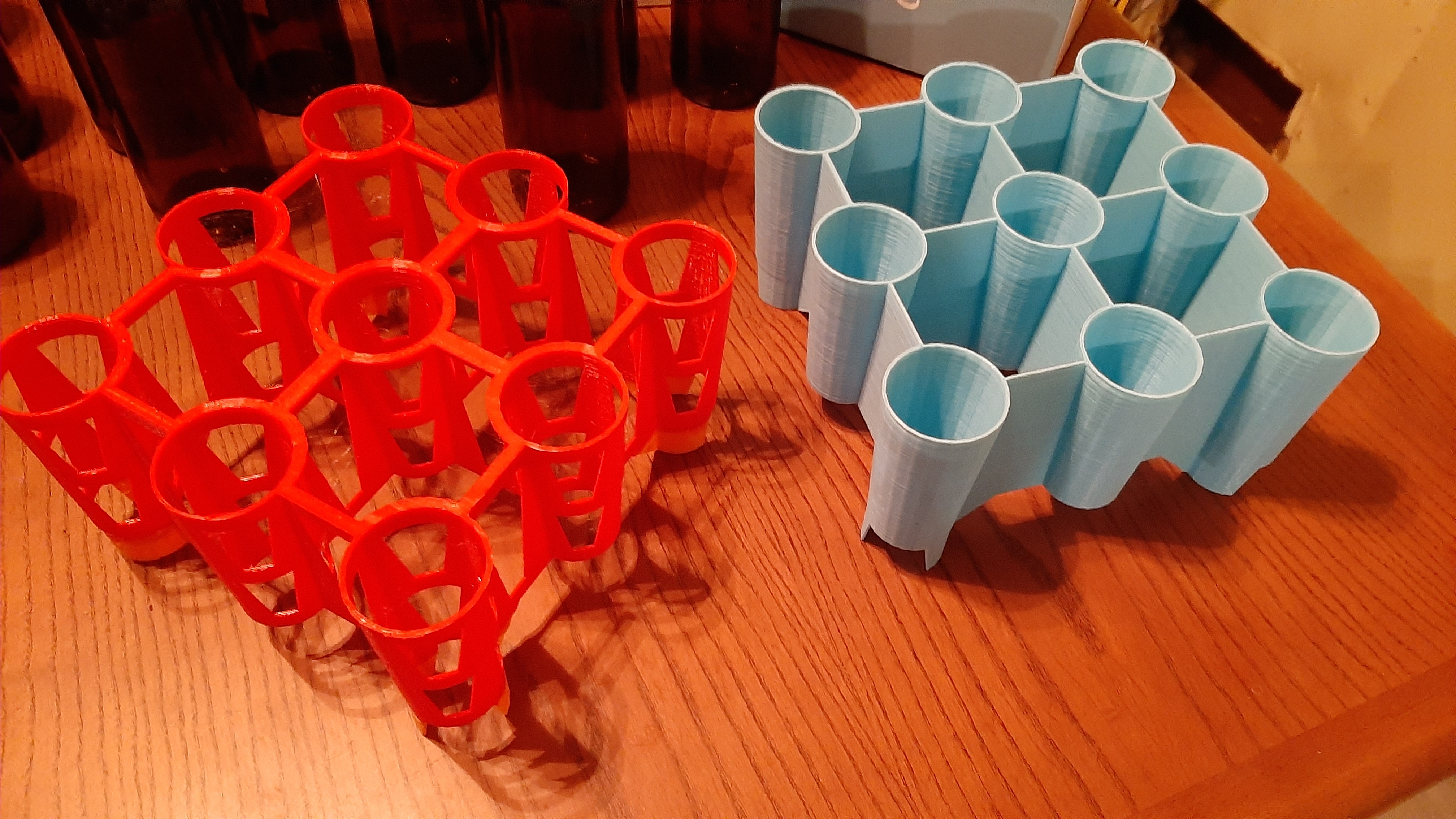 Miniatura 2 do modelo 3D Beer Bottle Drying Rack