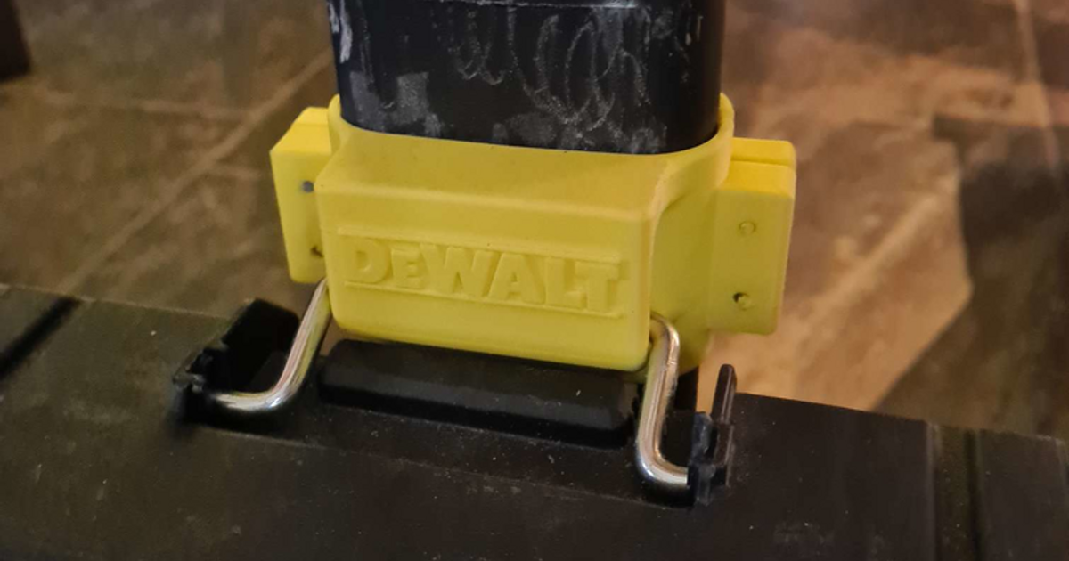 Dewalt replacement hinge Tstak IV DWST833471 by Barrie Vermazen