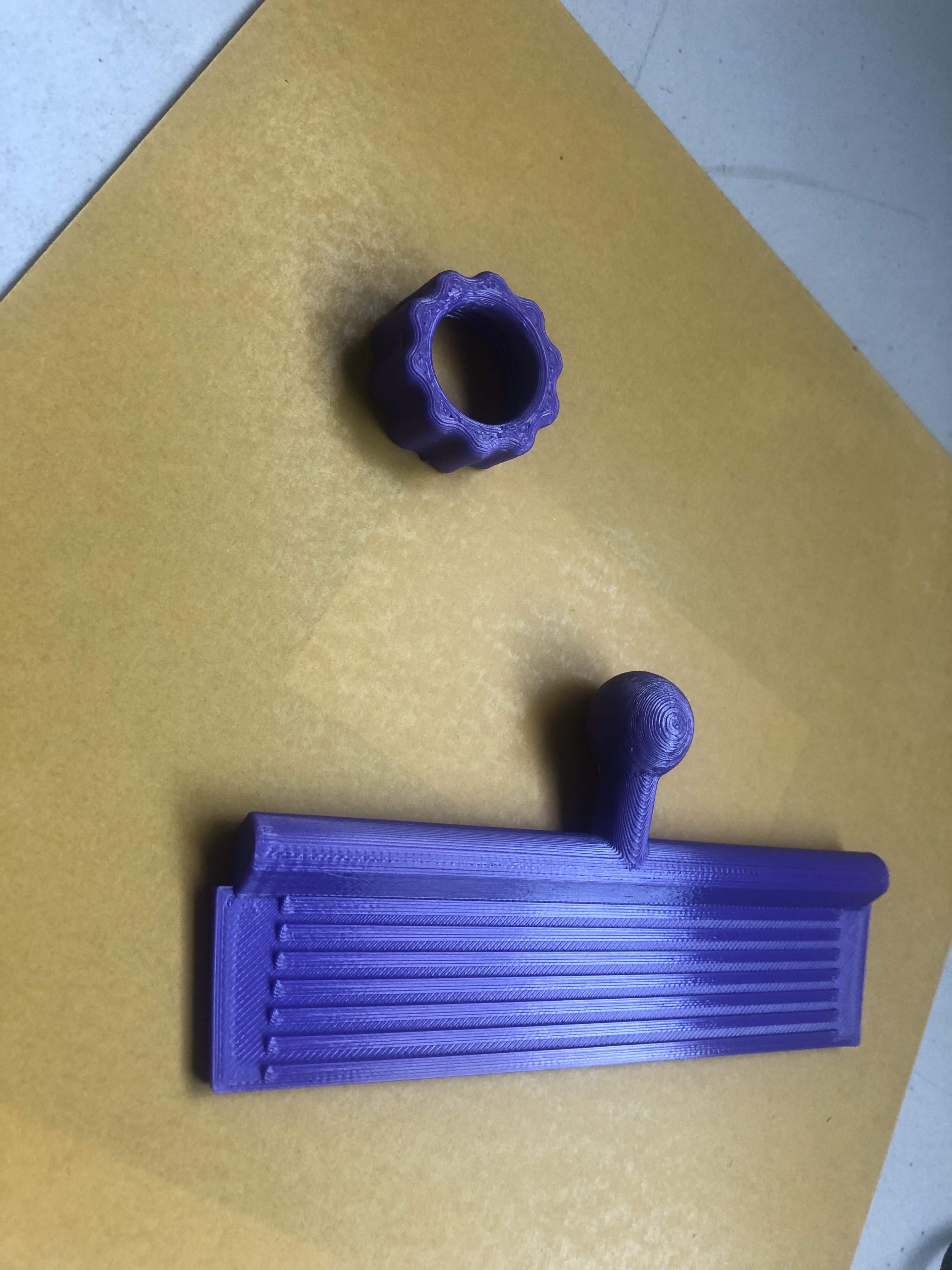 Miniatura 2 do modelo 3D Ball and Socket Joint Screw