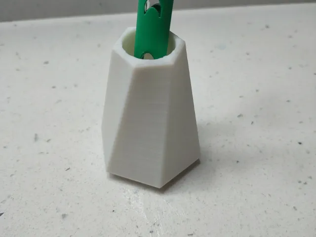 Toothbrush Holder (With drain)