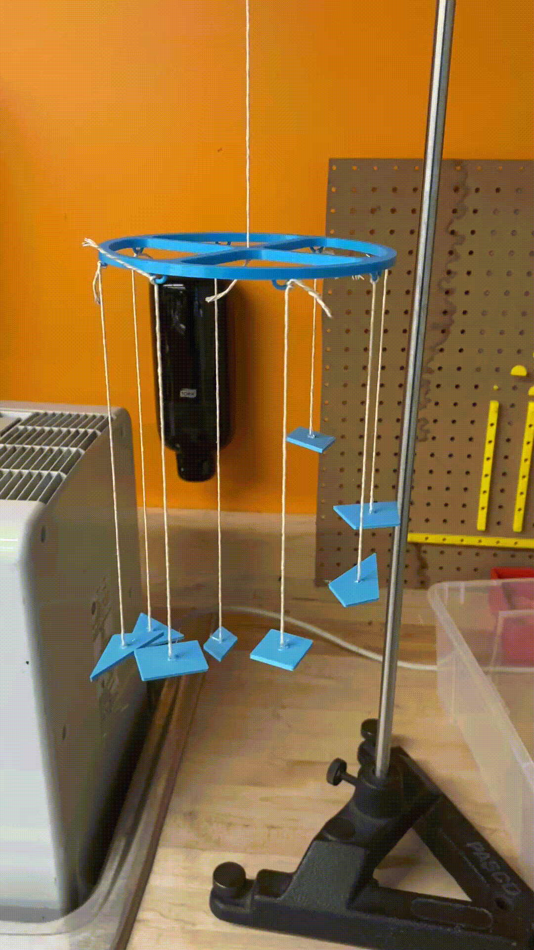 Geometry Centroid Hanger & Table Models For Students — thumbnail 2