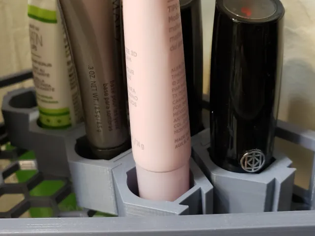Lipstick hex holder