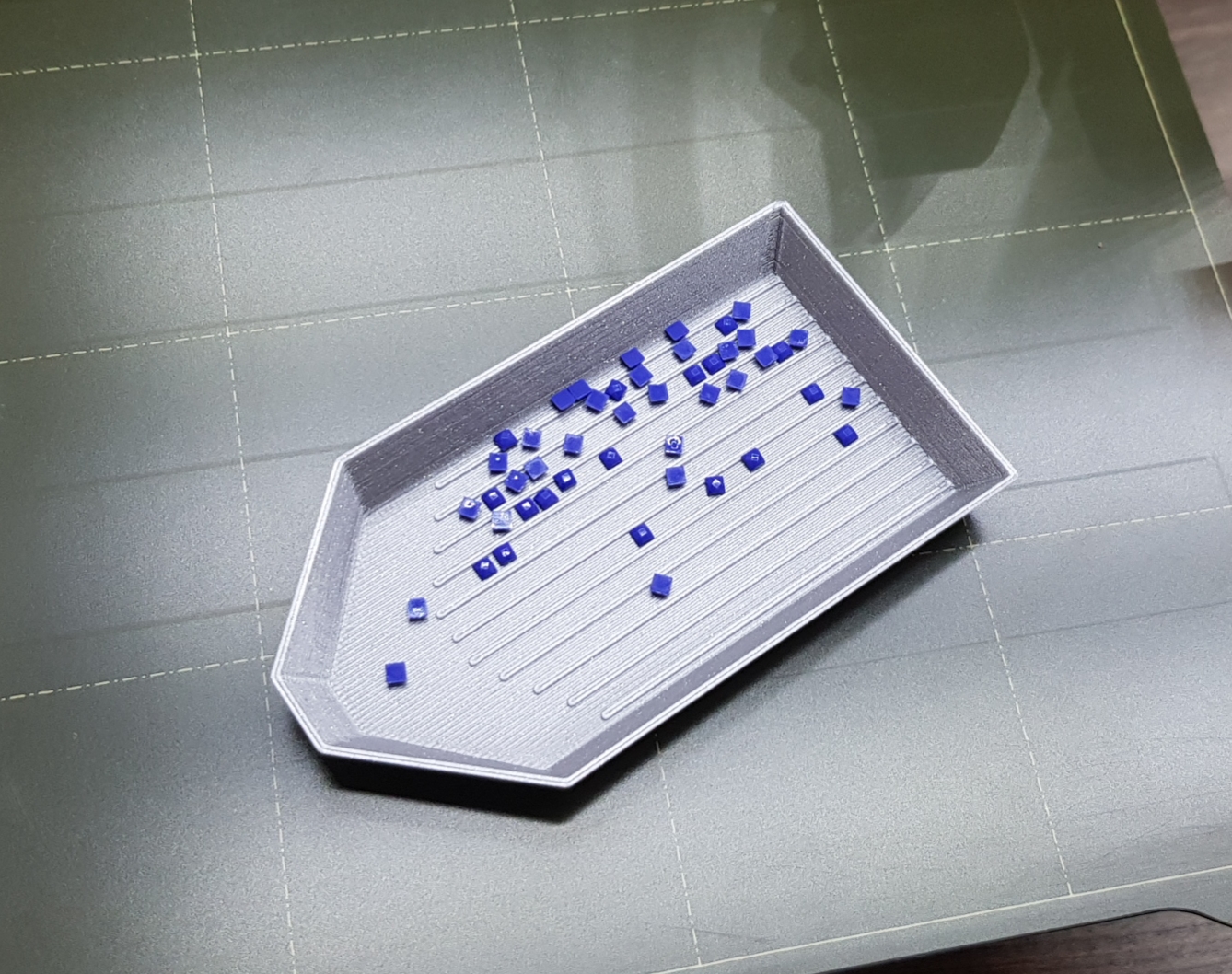 Pearl sorting tray