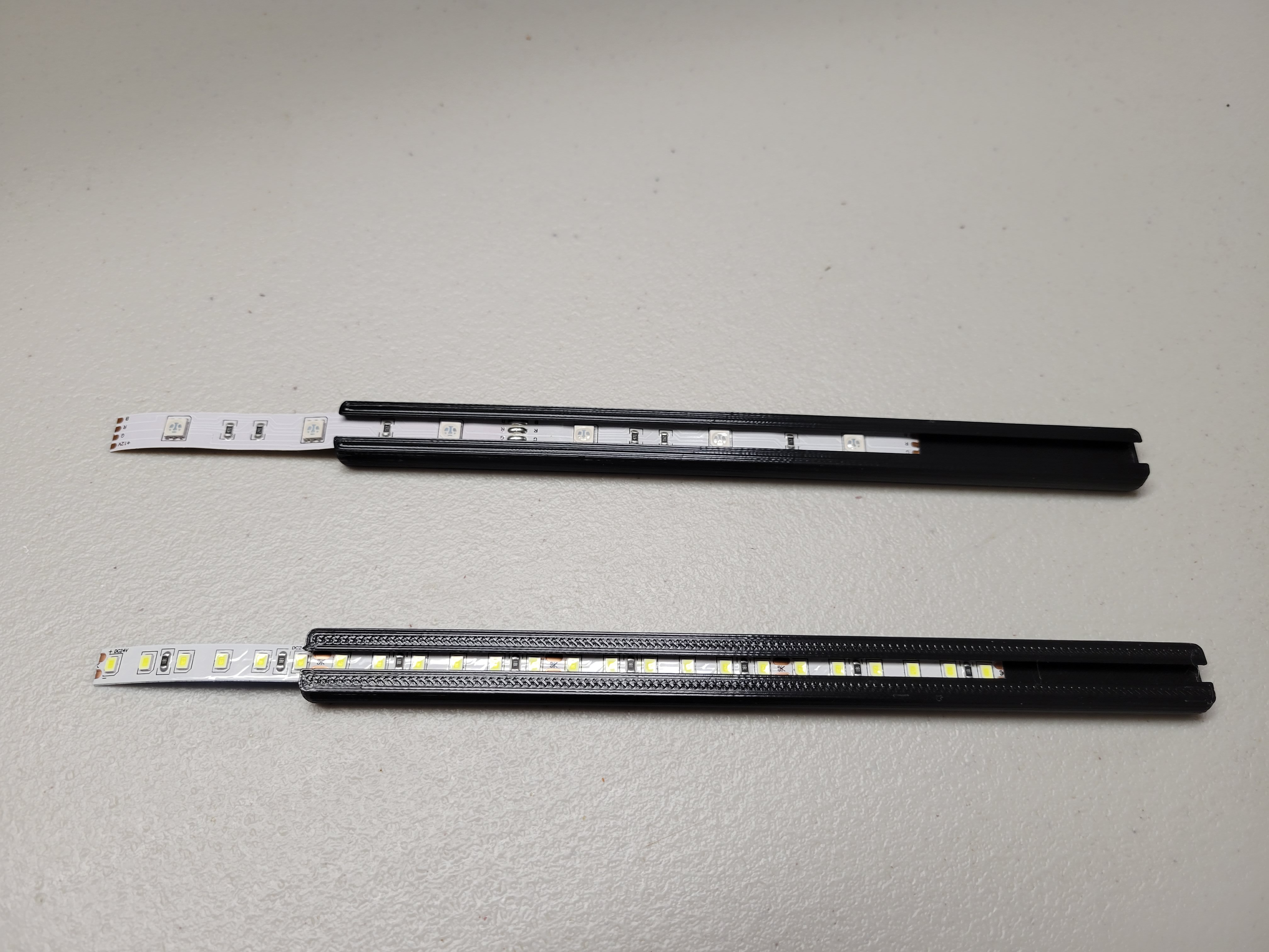 Adjustable LED Strip Light Bar by TechAddict | Download free STL model ...