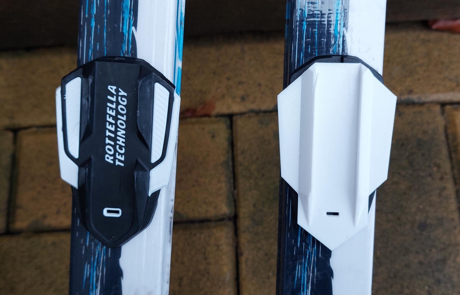 Crosscountry ski binding part (back) patka běžkařského vázání by